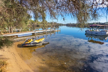 Rivergum Esplanade Launch Facility