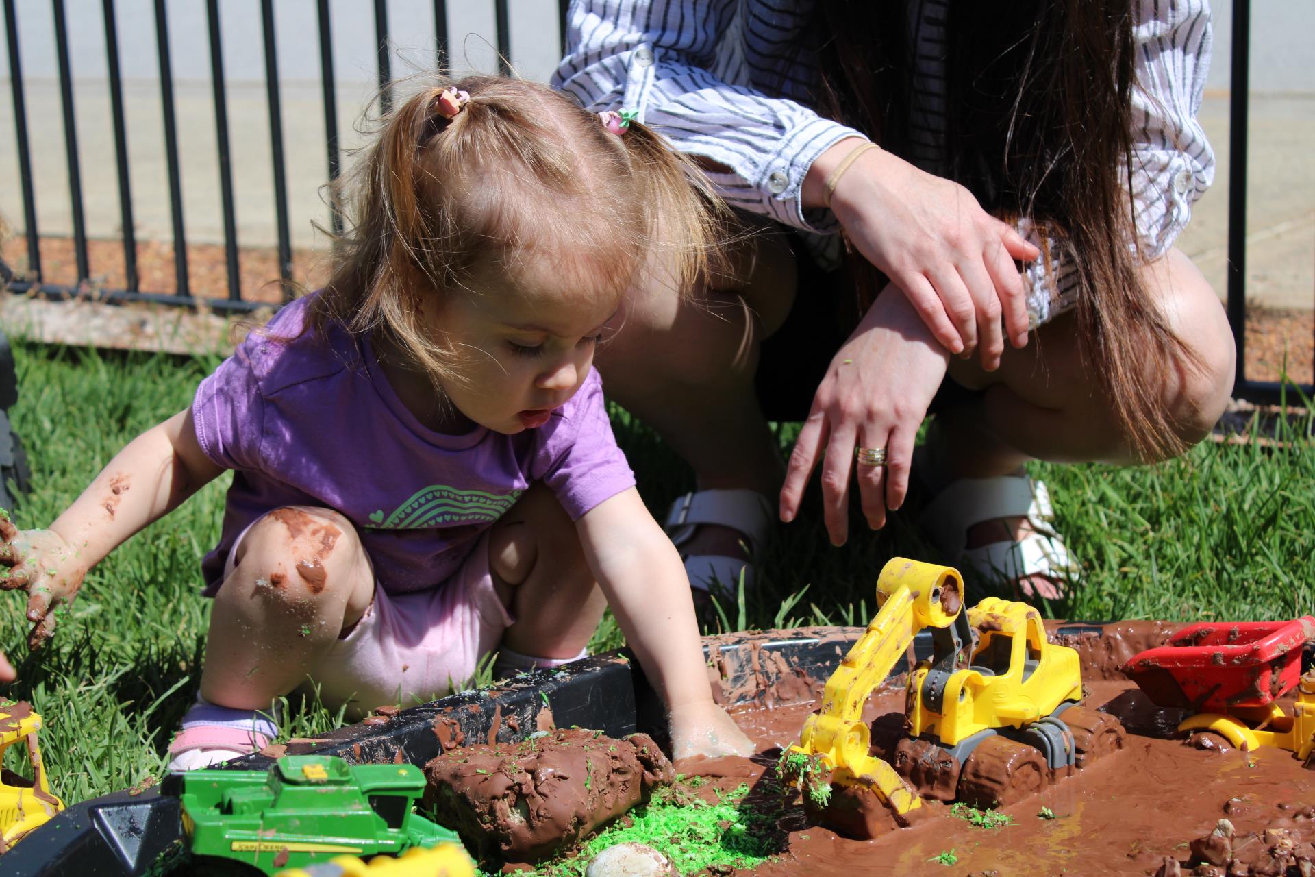 Sensory Play at Ravenswood